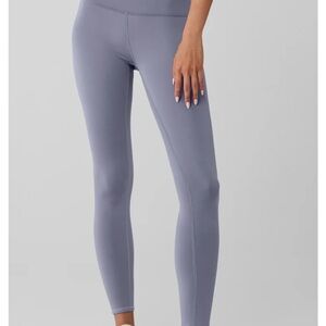 Alo yoga 7/8 high waist airlift legging in Fog